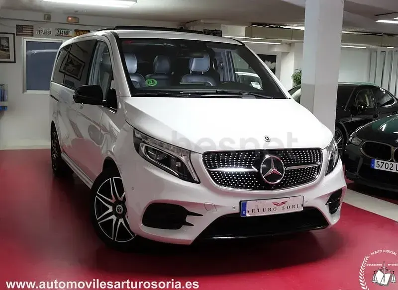 Usado Mercedes V300 Exclusive 239 CV (175 kW) 2021 Blanco Monovolumen