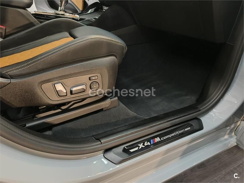 Gris / plata Usado 2022 BMW X4 Competition Edition SUV | 69.000 € (Un poco caro) - Imagen 1/4