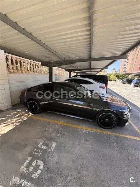 Usado Mercedes CLE220 197 CV (144 kW) 2024 Gris / plata Coupe