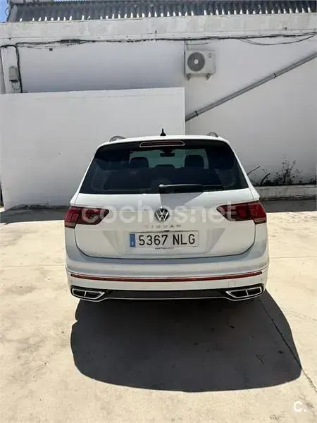 Usado VW Tiguan R-line 150 CV (110 kW) 2021 Blanco SUV