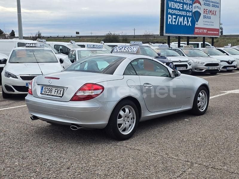 Usado Mercedes SLK200 163 CV (119 kW) 2007 Gris / plata Descapotable