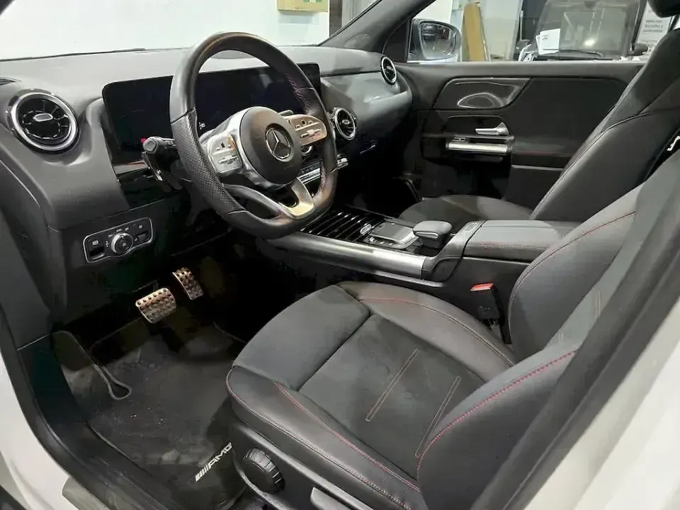 Usado Mercedes GLA200 AMG line 150 CV (110 kW) 2022 Blanco SUV