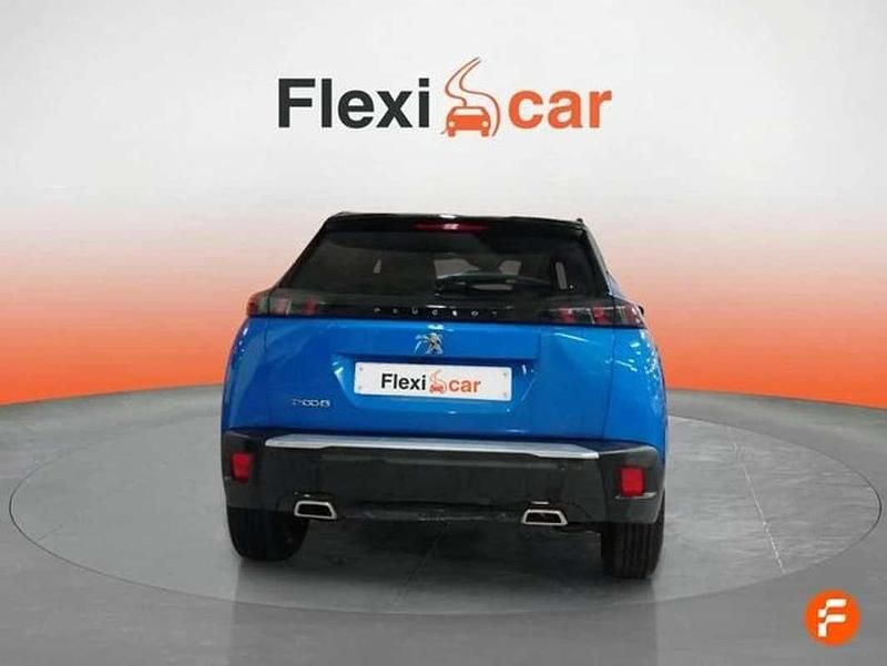 Usado Peugeot 2008 GT 131 CV (96 kW) 2023 Azul SUV