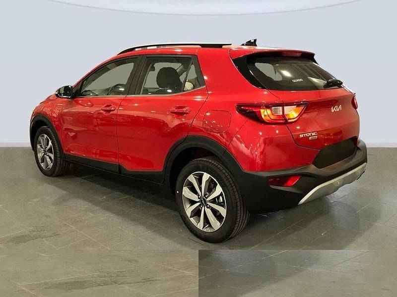 Nuevo Kia Stonic 100 CV (73 kW) 2026 Rojo SUV