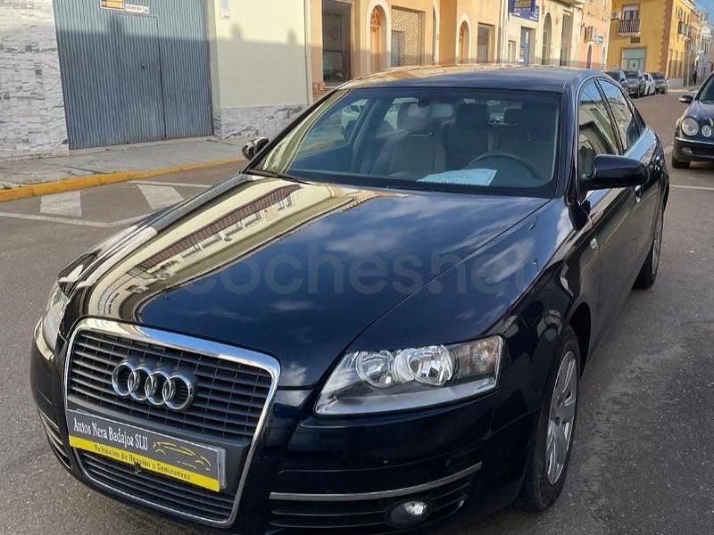 Usado Audi A6 140 CV (102 kW) 2007 Azul Berlina