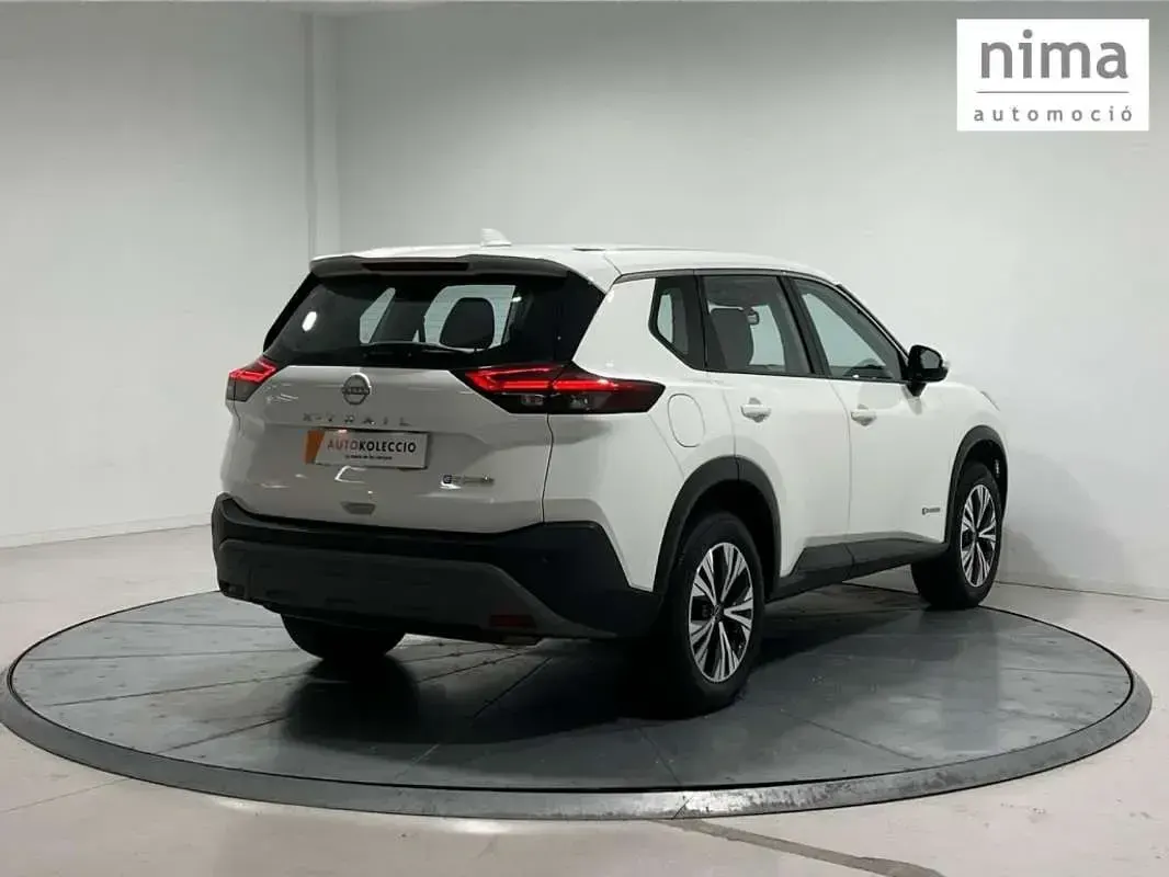 Usado Nissan X-Trail Acenta 204 CV (150 kW) 2024 Negro SUV