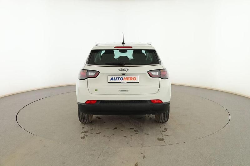 Usado Jeep Compass Night Eagle 129 CV (94 kW) 2023 Blanco SUV