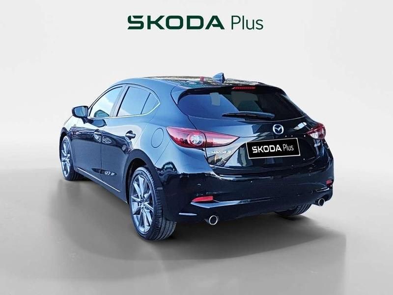 Usado Mazda 3 Style 120 CV (88 kW) 2018 Negro Berlina