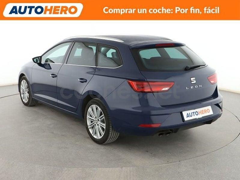 Usado Seat Leon XCELLENCE 150 CV (110 kW) 2018 Azul Familiar
