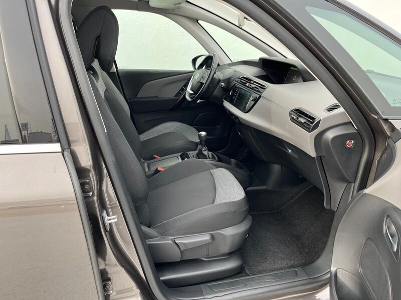 Usado Citroën C4 Picasso Feel 130 CV (95 kW) 2016 Gris Monovolumen
