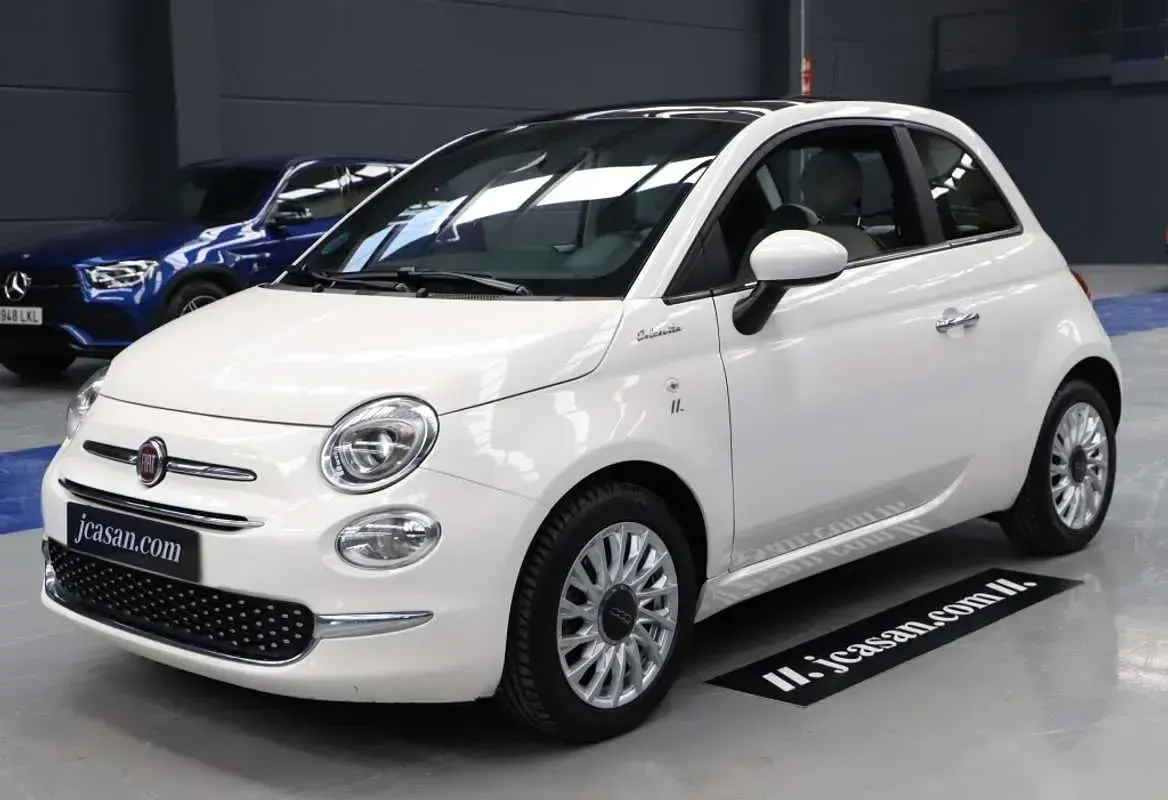 Usado Fiat 500 Dolcevita 71 CV (52 kW) 2022 Blanco Utilitario