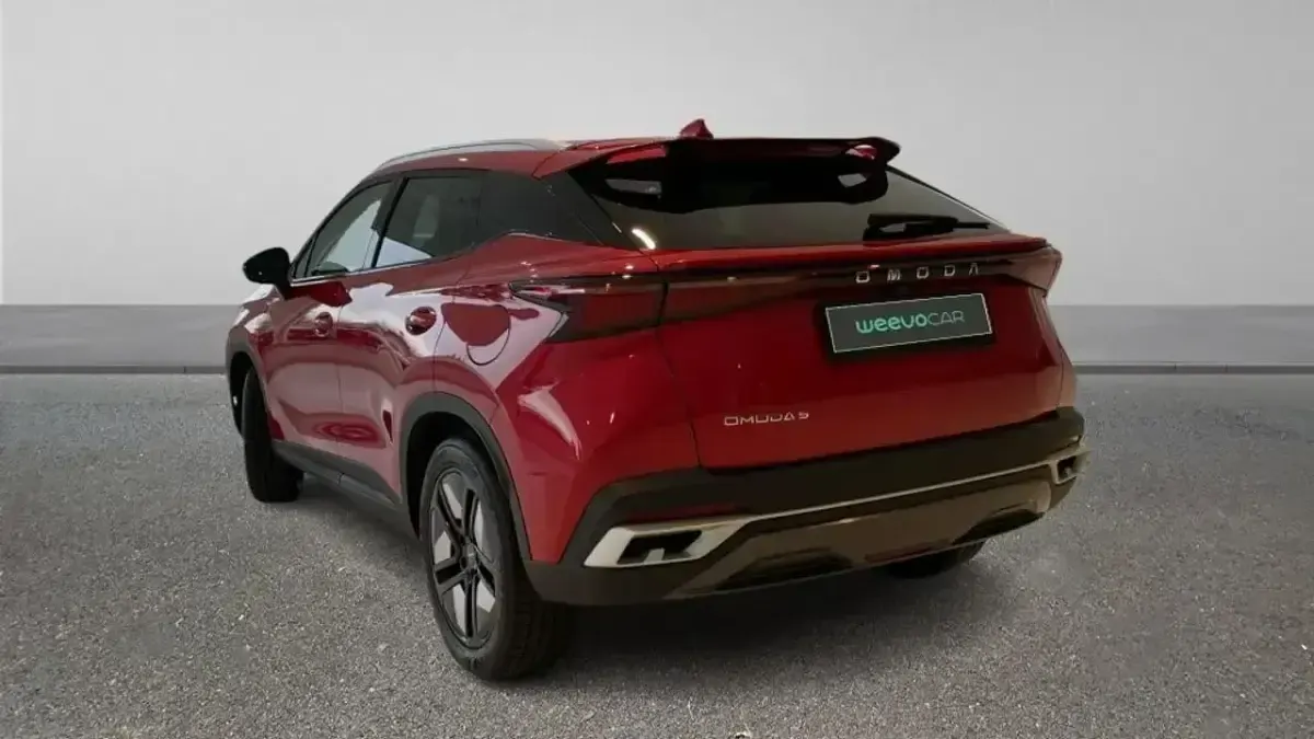 Usado Omoda 5 147 CV (108 kW) 2025 Rojo SUV