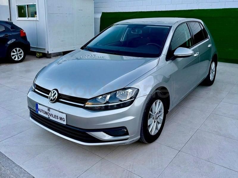 Usado VW Golf VII Edition 110 CV (80 kW) 2017 Gris / plata Berlina