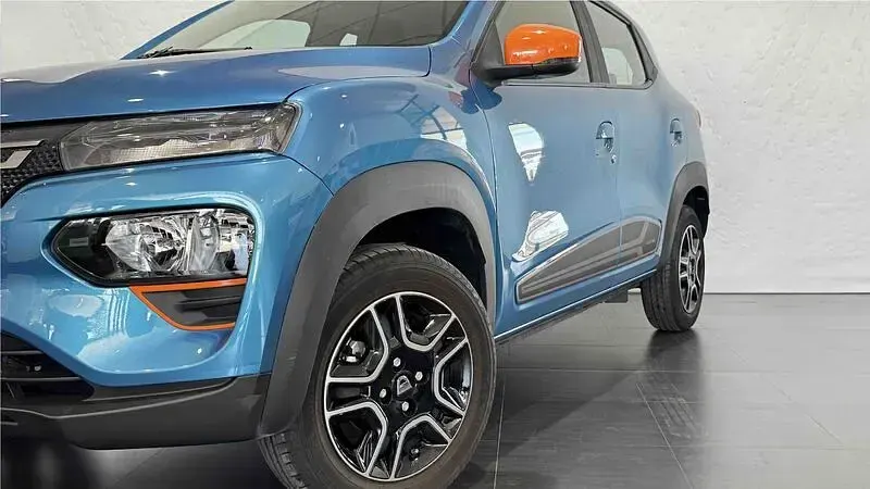Usado Dacia Spring Expression 33 kW (45 CV) 2023 Azul Utilitario