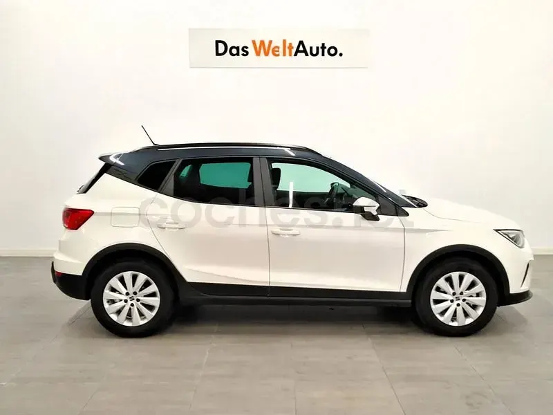 Usado Seat Arona Style 115 CV (84 kW) 2025 Blanco SUV