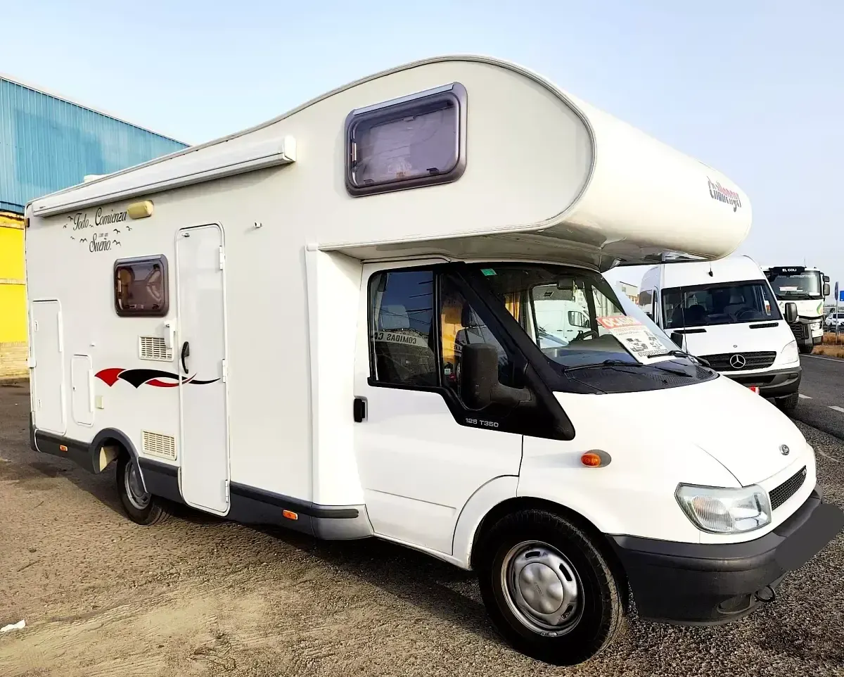 Usado Ford Transit 125 CV (91 kW) 2006 Blanco Van
