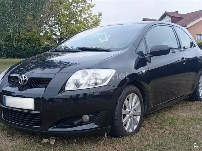 Usado Toyota Auris Luna 90 CV (66 kW) 2007 Negro Utilitario