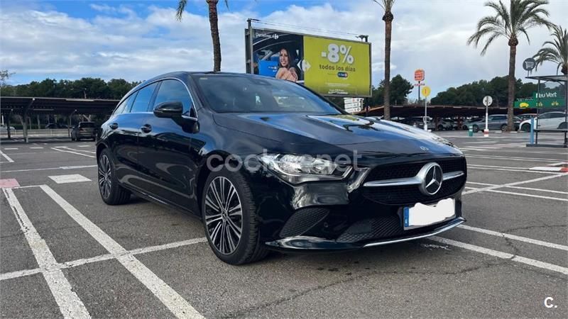 Negro Usado 2021 Mercedes CLA200 Shooting Brake Familiar | 25.850 € (Buen precio) - Imagen 1/4