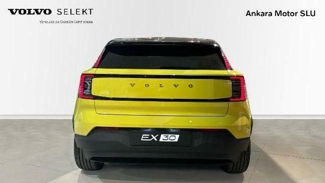 Usado Volvo EX30 Plus 200 kW (272 HP) 2024 Amarelo SUV