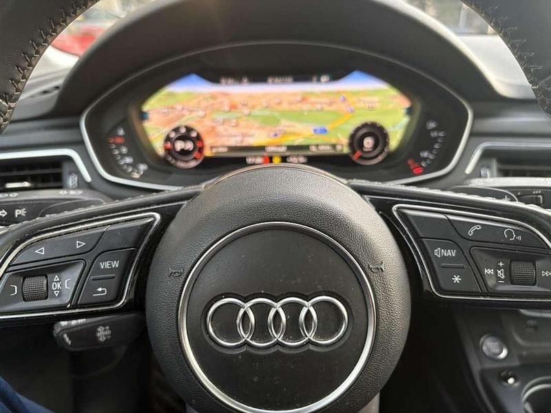 Usado Audi A4 Advanced 150 CV (110 kW) 2018 Negro Familiar