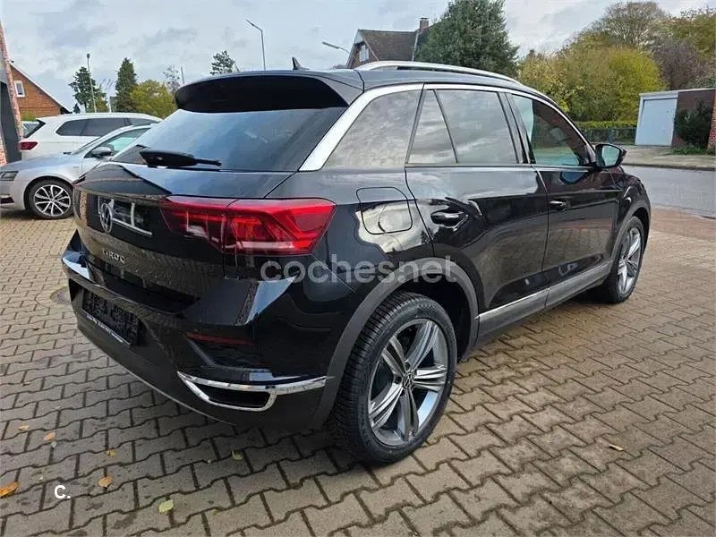 Begagnad VW T-Roc Sportline 150 HK (110 kW) 2021 Svart SUV