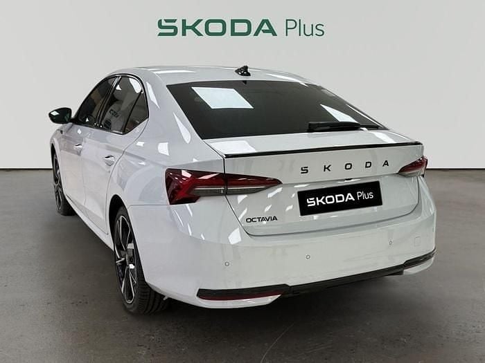 Nuevo Skoda Octavia SportLine 150 CV (110 kW) 2026 Blanco