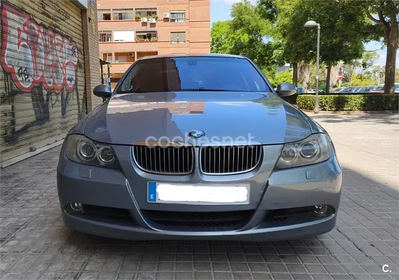 Usado BMW 320 163 CV (119 kW) 2006 Azul Berlina