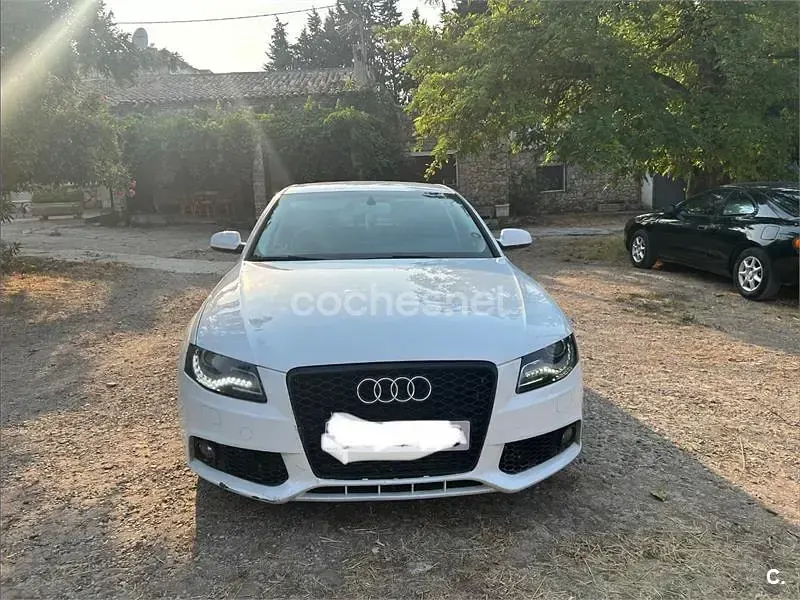 Usado Audi A4 Ambiente 136 CV (100 kW) 2010 Blanco Berlina