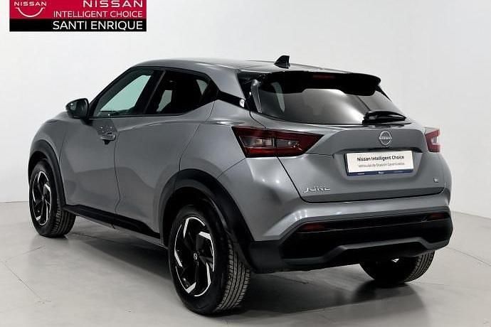 Usado Nissan Juke N-Connecta 114 CV (83 kW) 2024 Gris SUV