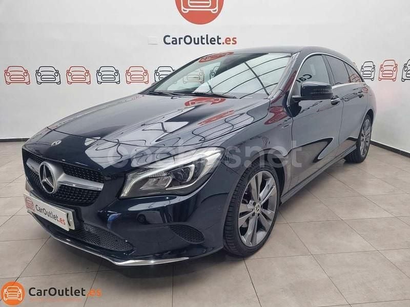 Azul Usado 2018 Mercedes CLA180 Shooting Brake Familiar | 20.995 € (Buen precio) - Imagen 1/4