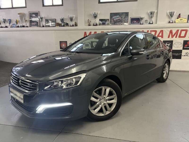 Gris Usado 2016 Peugeot 508 Active Berlina | 8950 € (Super precio) - Imagen 1/4