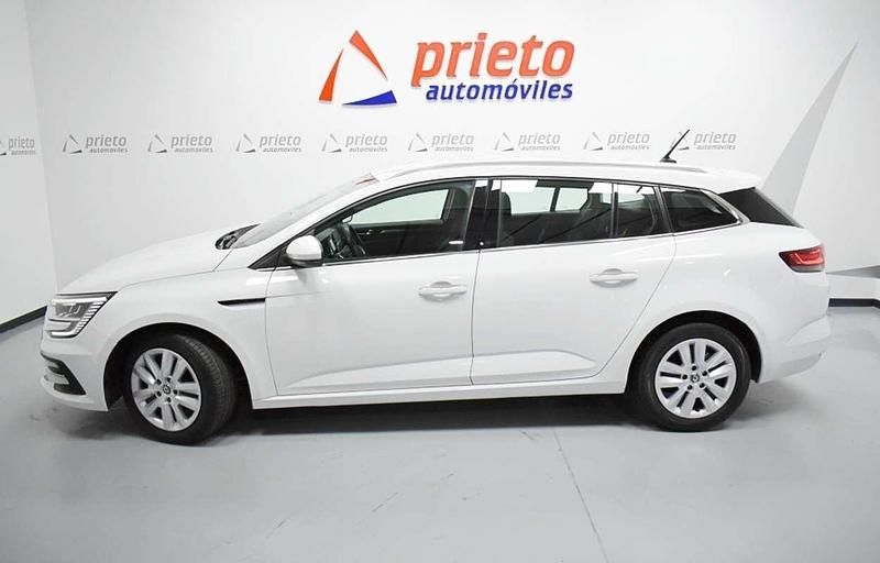 Usado Renault Mégane GrandTour Business 116 CV (85 kW) 2021 Blanco Familiar