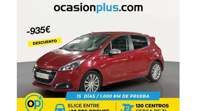 Usado Peugeot 208 Style 75 CV (55 kW) 2018 Rojo Utilitario