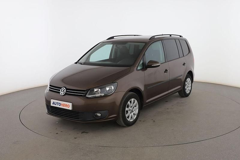 Usado VW Touran Edition 106 CV (77 kW) 2014 Marrón Monovolumen
