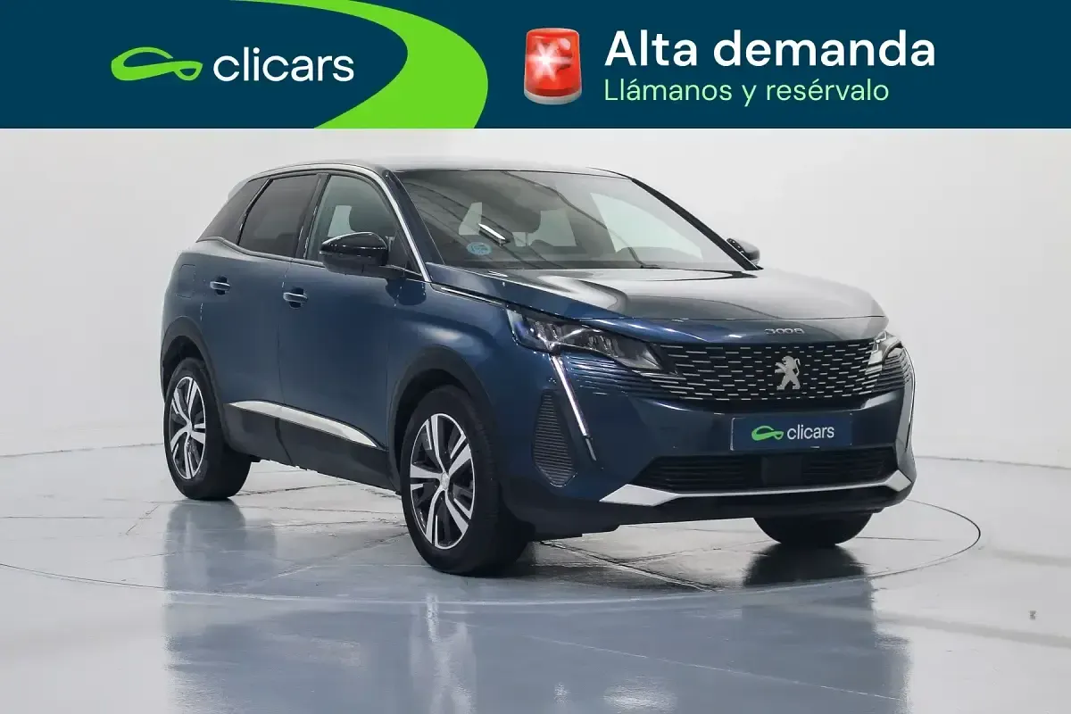 Usado Peugeot 3008 Allure 130 CV (95 kW) 2024 Azul SUV