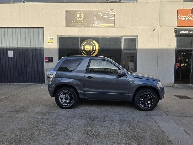 Usado Suzuki Grand Vitara 129 CV (94 kW) 2009 Negro SUV