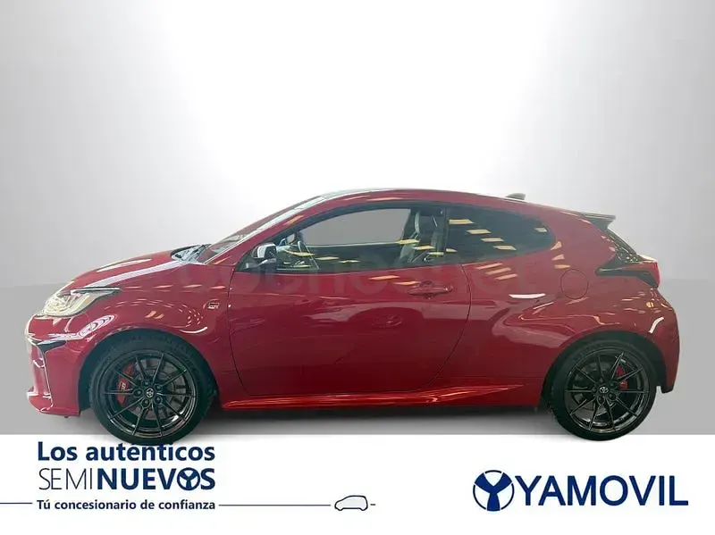 Usado Toyota Yaris 261 CV (191 kW) 2021 Rojo Utilitario