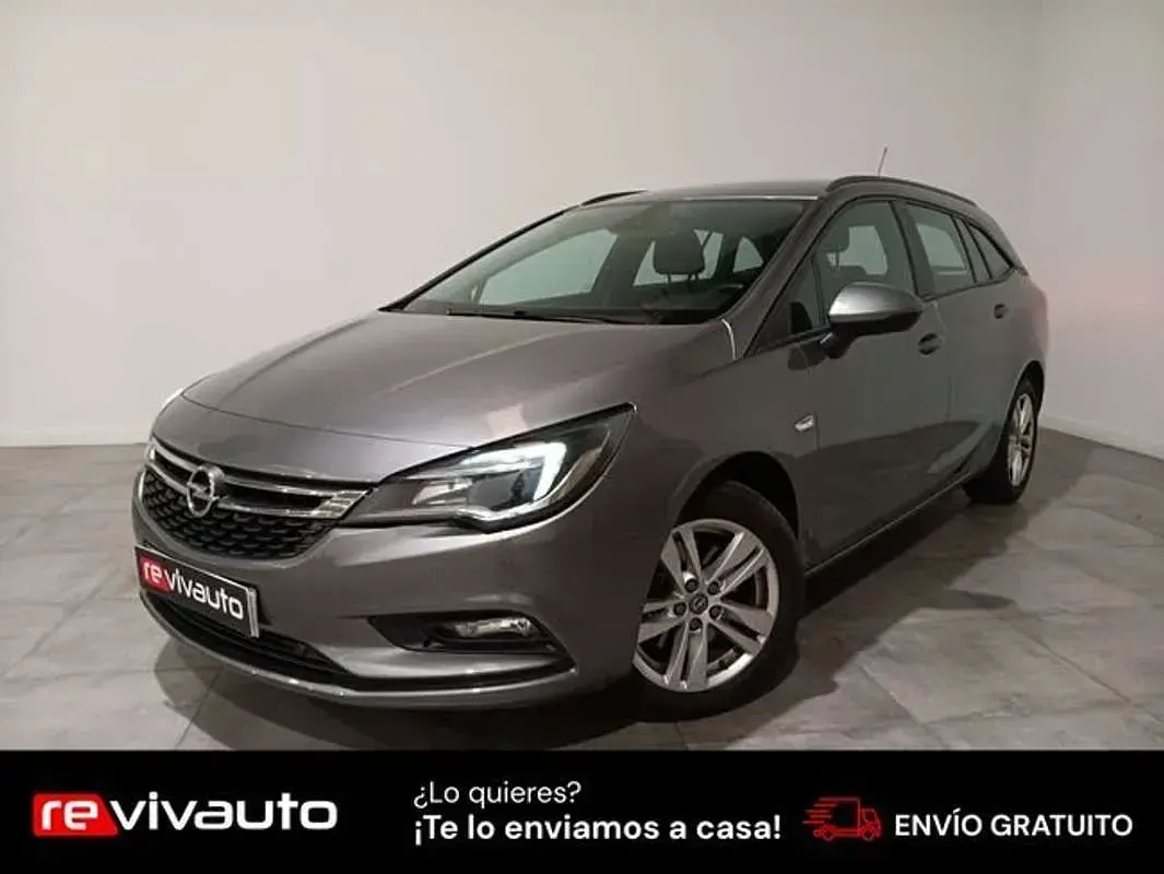 Usado Opel Astra Selective 136 CV (100 kW) 2018 Gris Familiar