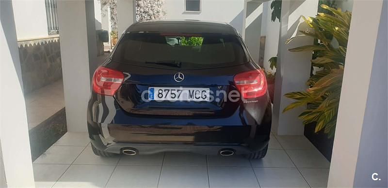 Begagnad Mercedes A180 Style 122 HK (89 kW) 2012 Svart Sedan