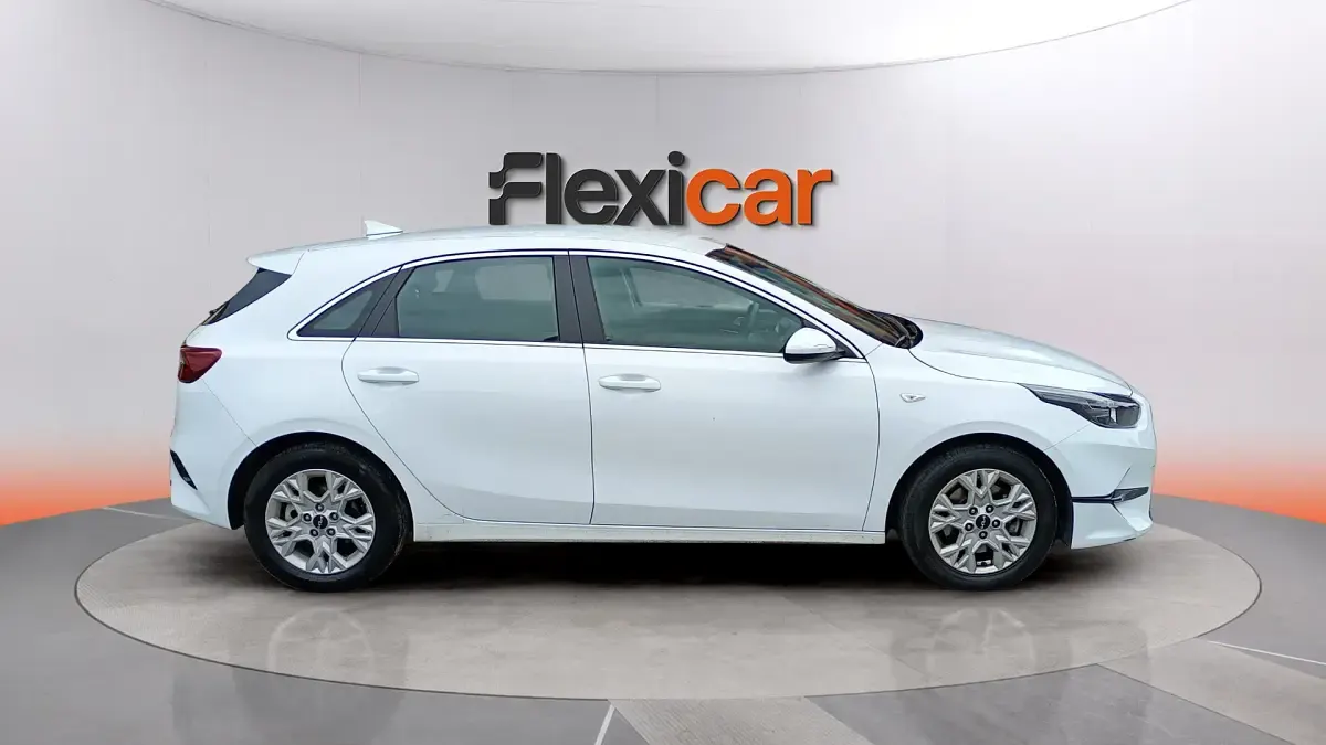 Usado Kia Ceed 136 CV (100 kW) 2023 Utilitario