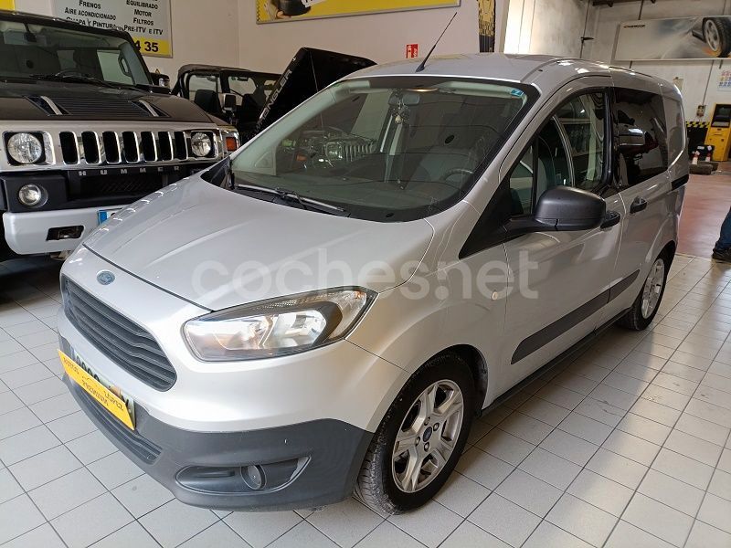 Gris / plata Usado 2014 Ford Tourneo Courier Trend Monovolumen | 8850 € (Precio justo) - Imagen 1/4