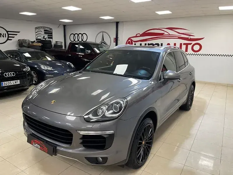 Usado Porsche Cayenne S 385 CV (283 kW) 2016 Marrón SUV