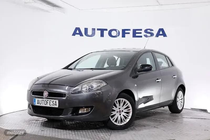 Gris / plata Usado 2013 Fiat Bravo Easy Utilitario | 5750 € (Precio justo) - Imagen 1/4