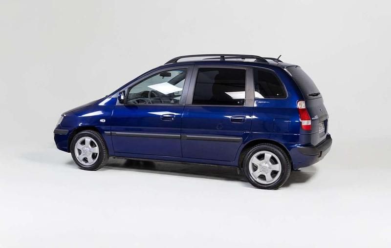 Usado Hyundai Matrix GLS 109 CV (80 kW) 2007 Azul Monovolumen