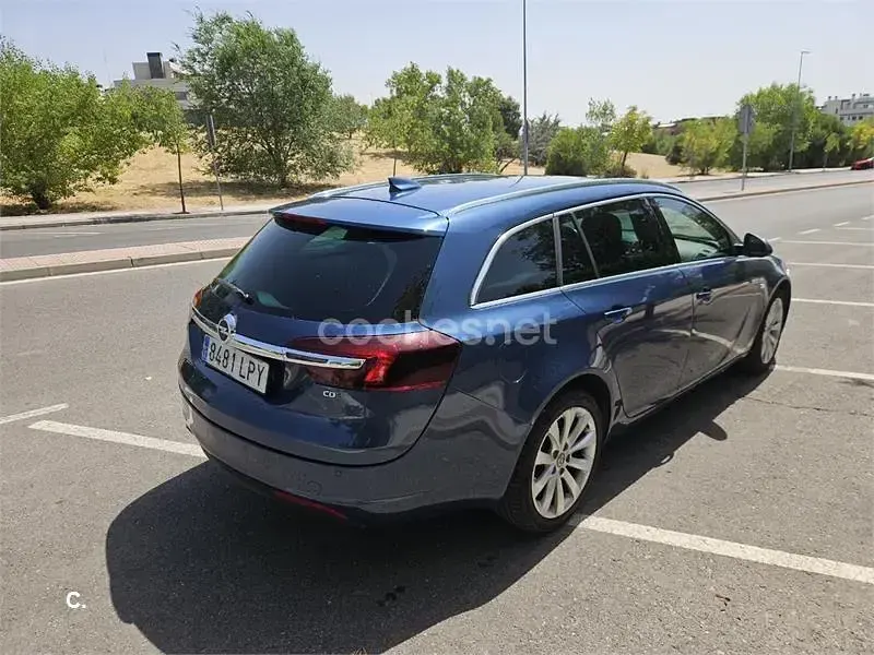 Usado Opel Insignia Excellence 170 CV (125 kW) 2016 Azul Familiar