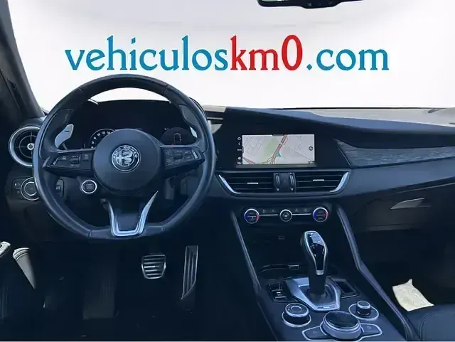 Usado Alfa Romeo Giulia Sprint 160 CV (117 kW) 2024 Blanco Berlina