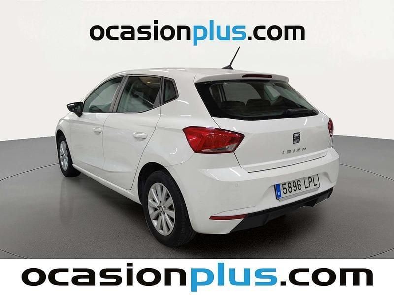 Usado Seat Ibiza Style 110 CV (80 kW) 2021 Blanco Utilitario