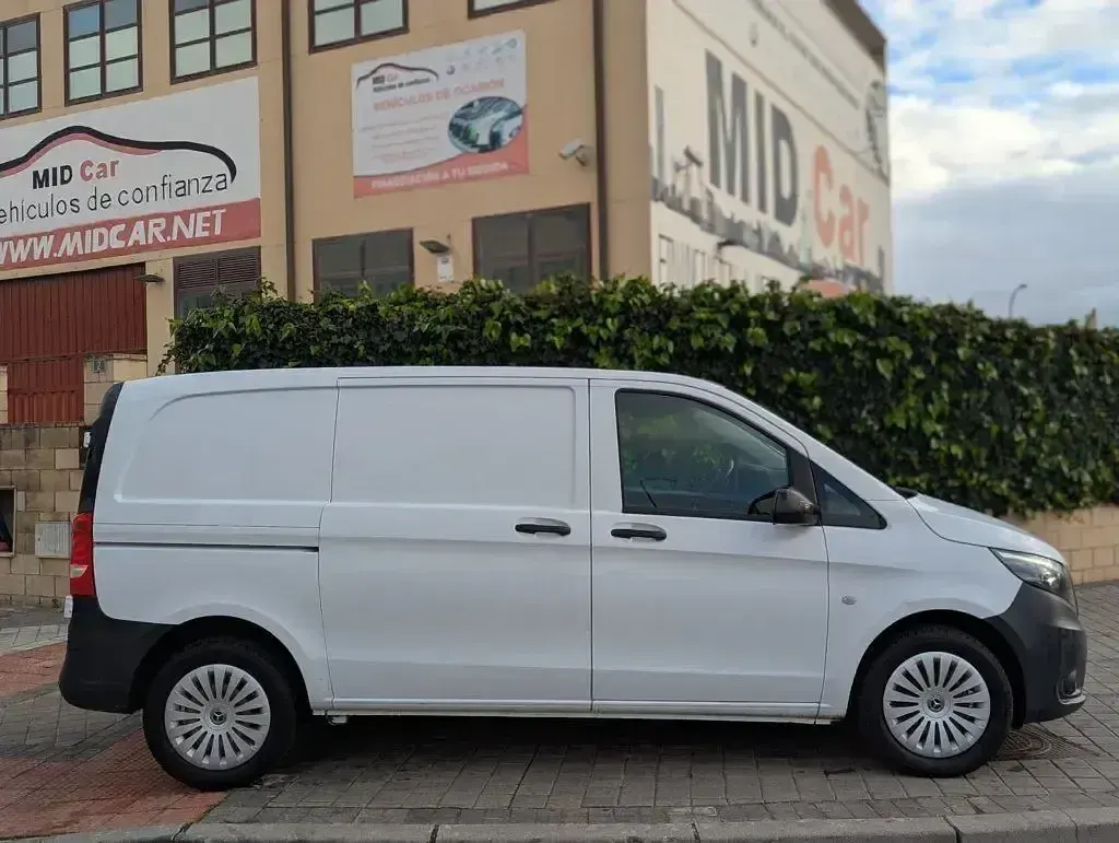 Usado Mercedes Vito 136 CV (100 kW) 2020 Blanco Van