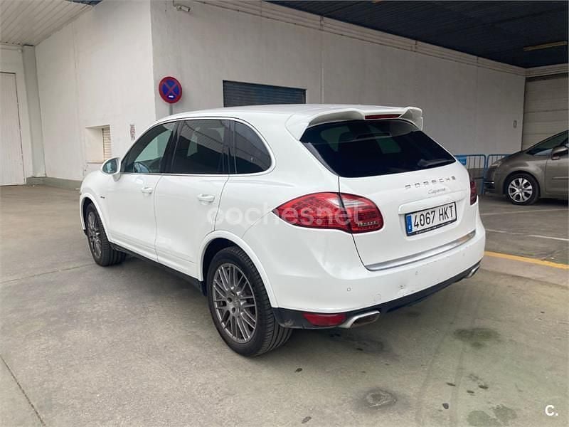 Usado Porsche Cayenne 240 CV (176 kW) 2012 Blanco SUV
