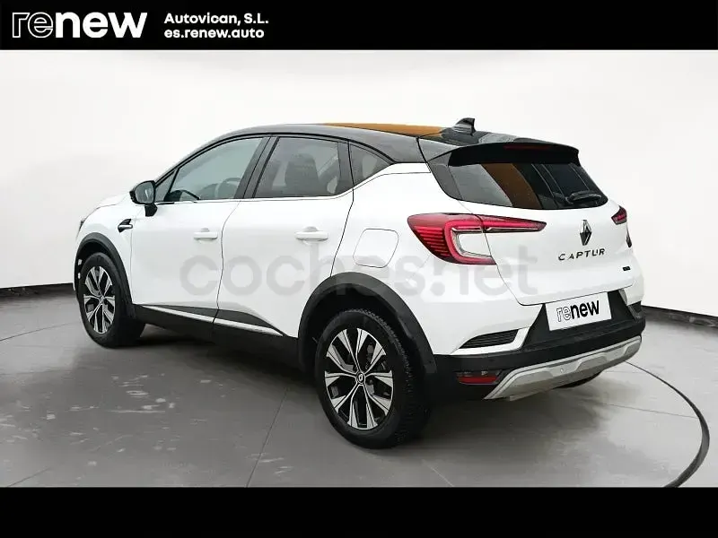 Usado Renault Captur Techno 160 CV (117 kW) 2023 Blanco SUV